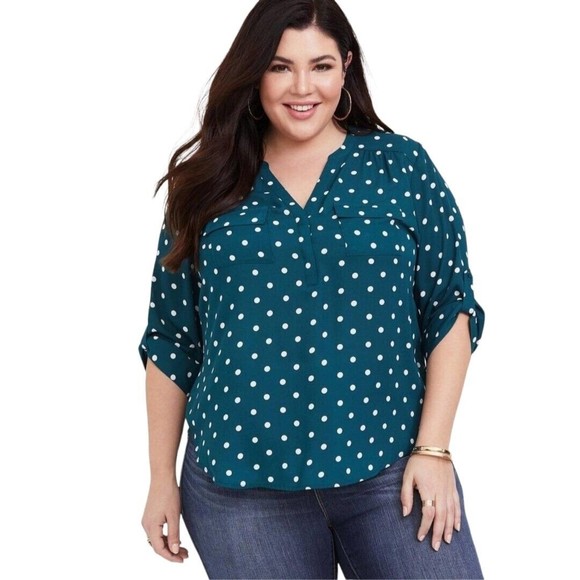 torrid Tops - Torrid Size 0X Harper Blouse Georgette Green White Polka Dot